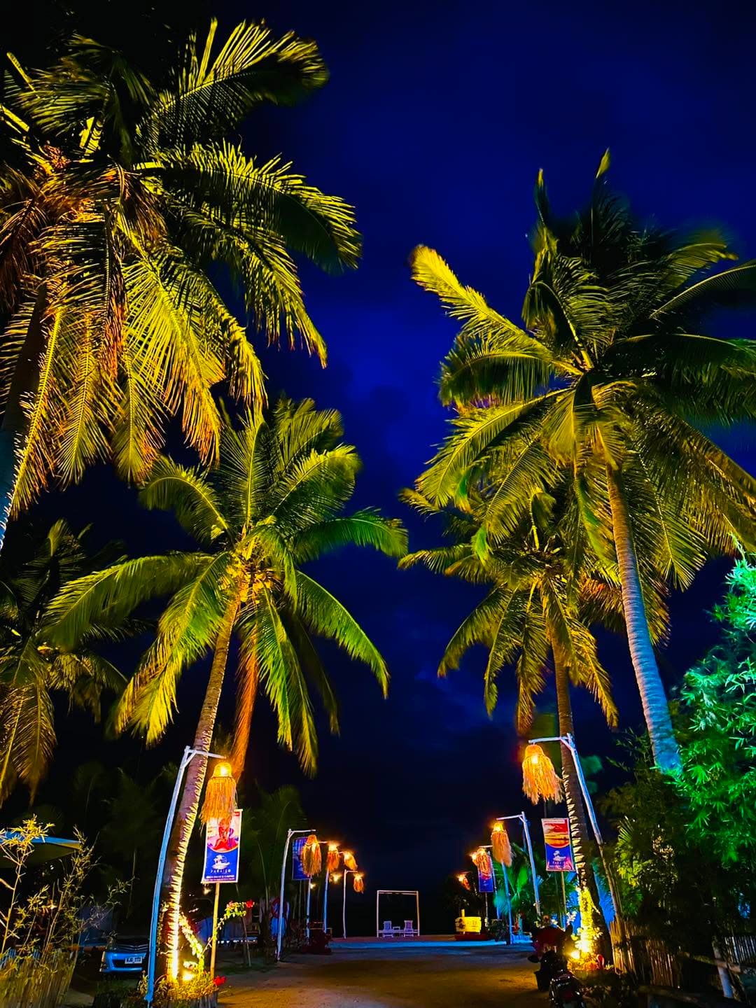 Wide view of the beachfront at Paraiso on a clear day