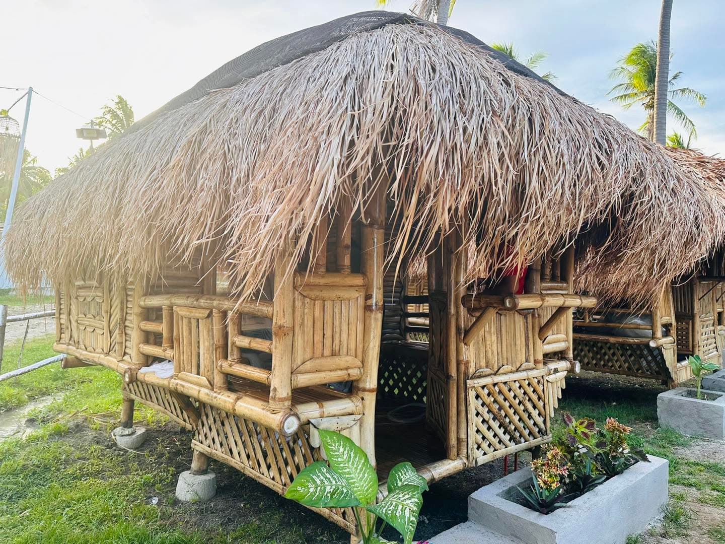 The small kubo, a snug bahay kubo for one to four guests